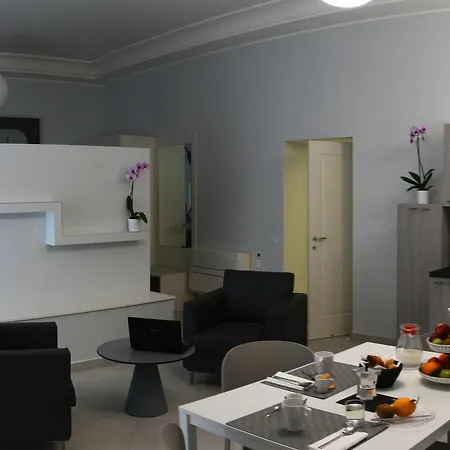 Dioniso's Luxury Municipio * Nápoly