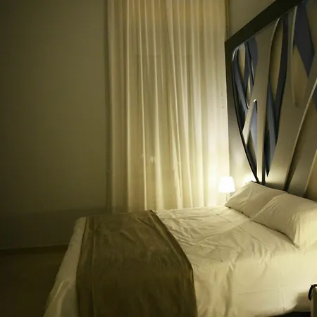 Dioniso's Luxury Municipio Apartment Naples