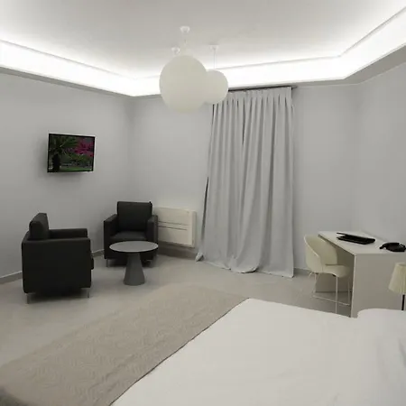Dioniso's Luxury Municipio Apartment Naples
