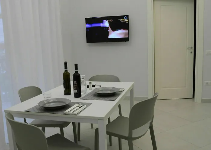 Dioniso's Luxury Municipio Апартаменты *